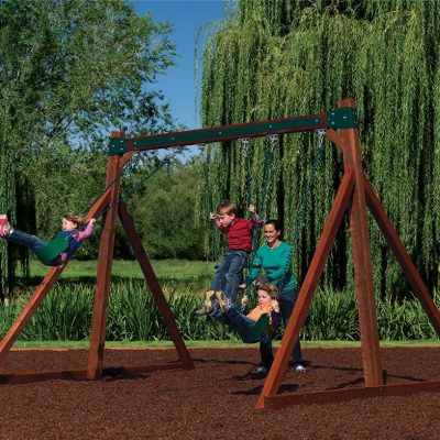 Free-Standing Swing Beam with Swings and Trapeze